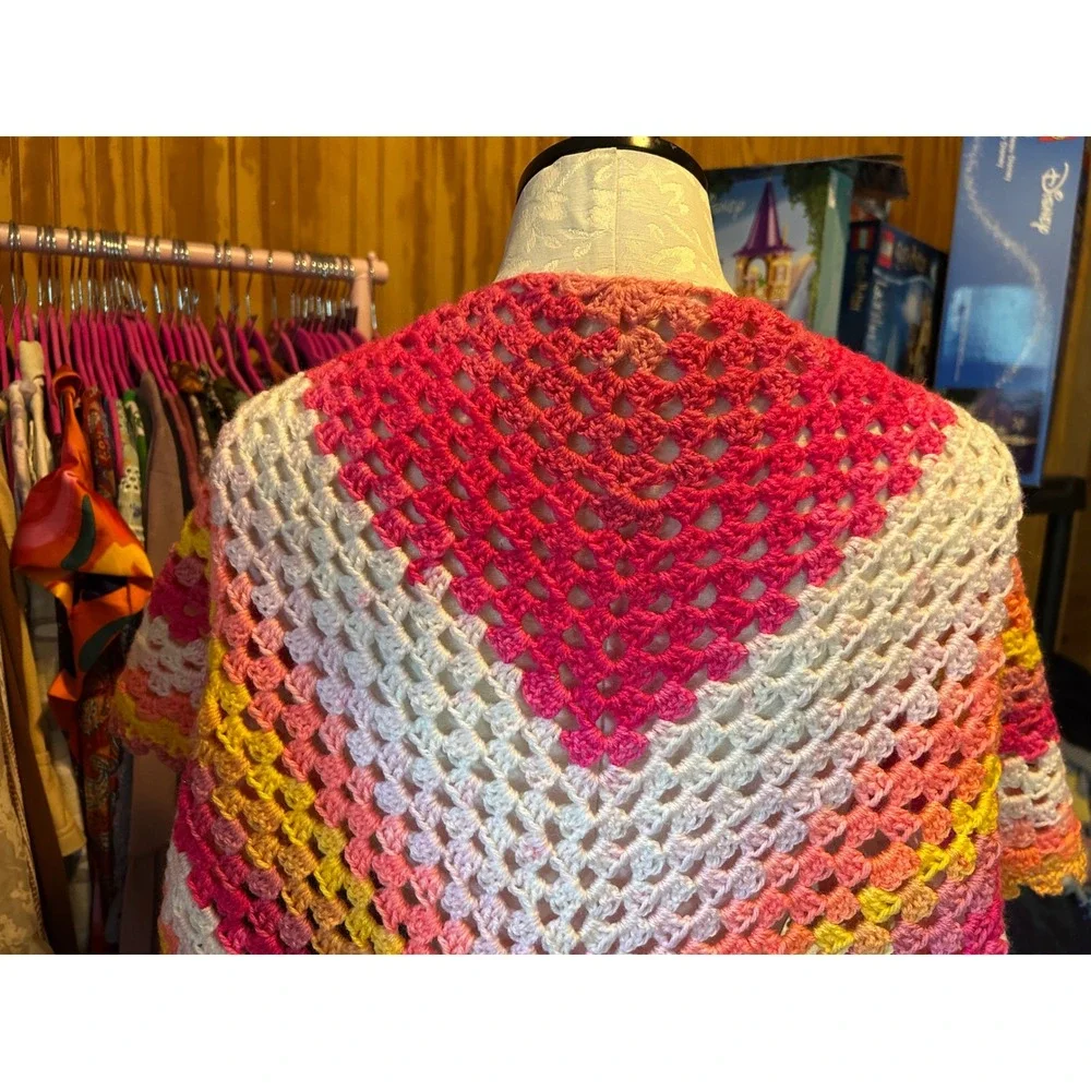 Handmade Crochet Triangle Shawl Rainbow Pink & Orange Regular Sz Boho Ombre NEW